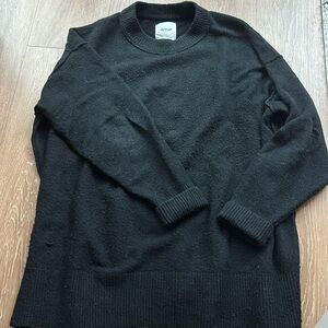 Black Aerie sweater size M, oversized fit